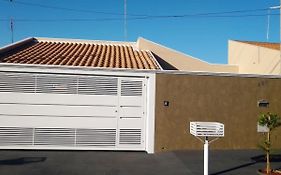Casa do Ipe em Olímpia